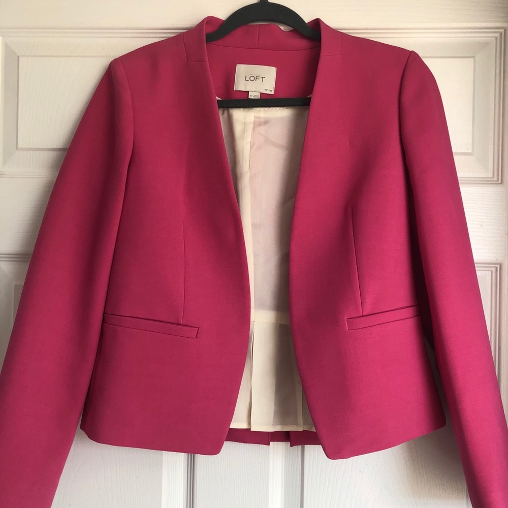Barbie a pink blazer